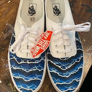 Water Pattern Painted Shoes