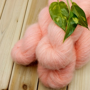 SuriSilk (50g skein) - Soft Peach