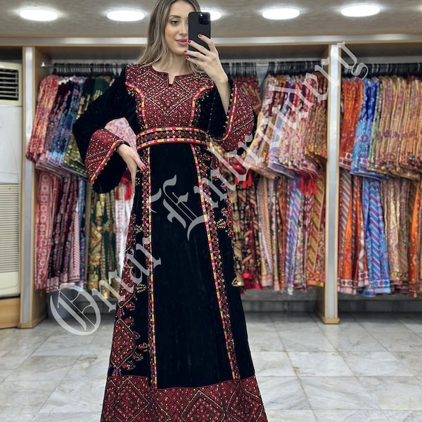 Palestinian thobe Vlevet Tatreez Embroidered Traditional Palestinian Arabic Dress ثوب مخمل