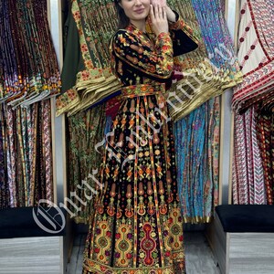 Al Majdalawi Plus - Very High Quality Embroidered Palestinian Thobe main image 1