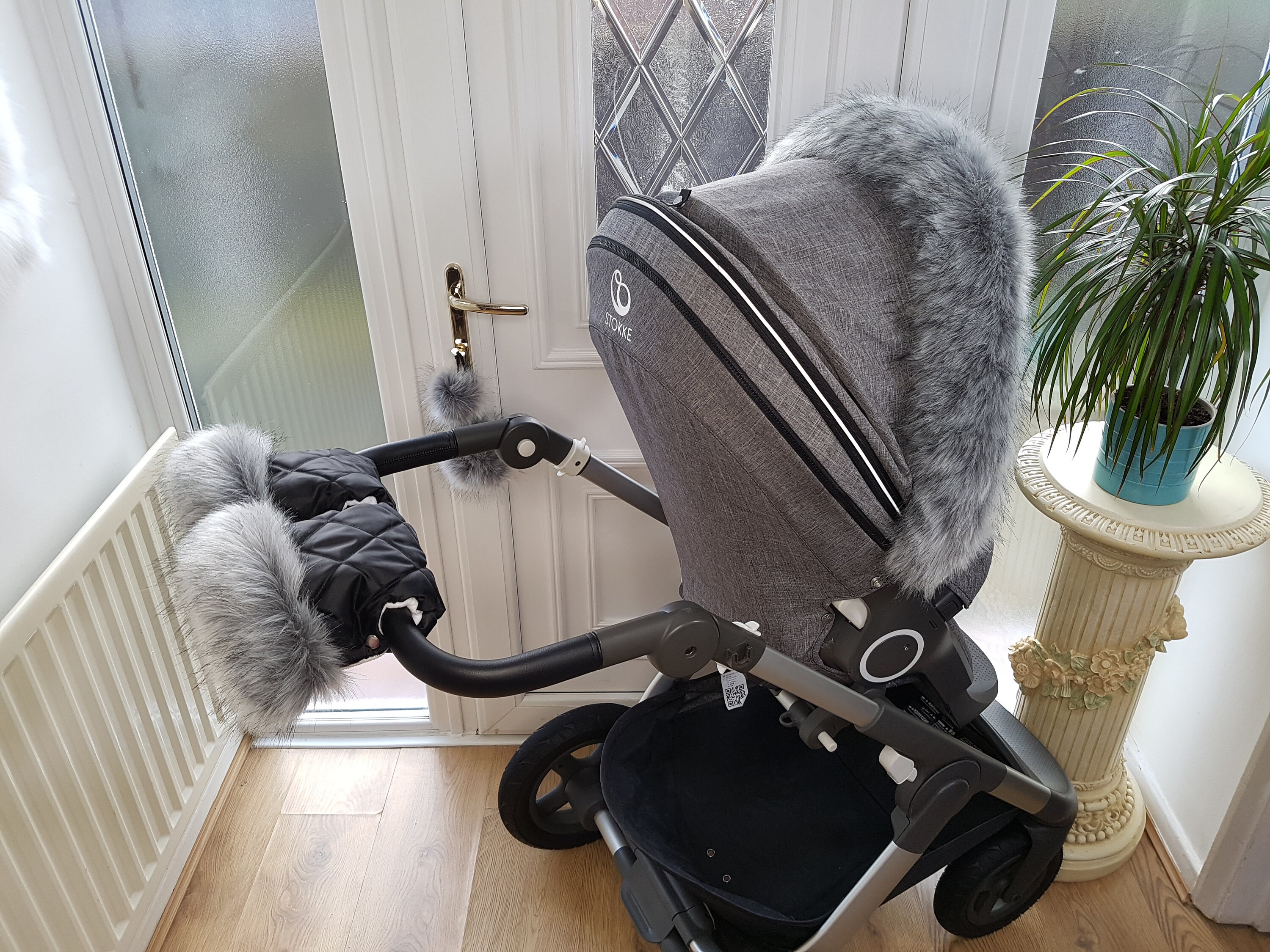 Baby Pram Black Hand Mittens Winter Kit With Silver Fur Warmers Stroller Muff Gloves Pram Furs