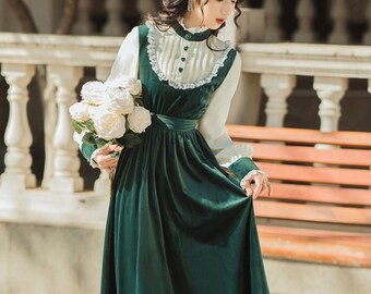emerald green victorian dress