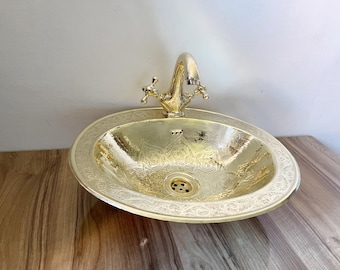 Oil Rubbed Bronze Bathroom Faucet, Single Hole Two Handles Hand Engraved Farmhouse Vessel Sink Tap, Bathroom Faucet, Brass Bathroom Faucet