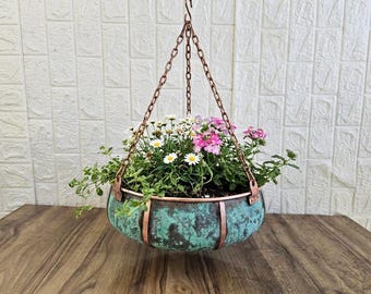 Green Verdigris Hanging Planter, Handcrafted Copper Plant Pot with Chain, Rustic Hanging Flower Basket, Garden Gift, Patio Decor