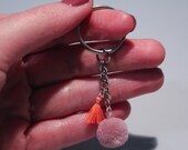 Tassel Keychain, Pom Pom Keychain, Tassel Pom for Bags, Handmade Ornaments, Yarn Pompoms, Wool Pom Keyan