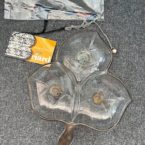RARE Georges Briard Signed MCM Leaf Shaped Divided Glass Tray Original Packaging