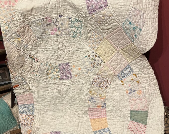 Vintage Wedding Ring Quilt Piece Antique Quilt Piece Hand Etsy