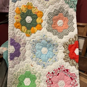 Vintage Grandmothers Flower Garden Quilt Piece, Antique Quilt Piece, Hand Quilted, Cutter Quilt Piece, Repurposed, Primitive, Crafting