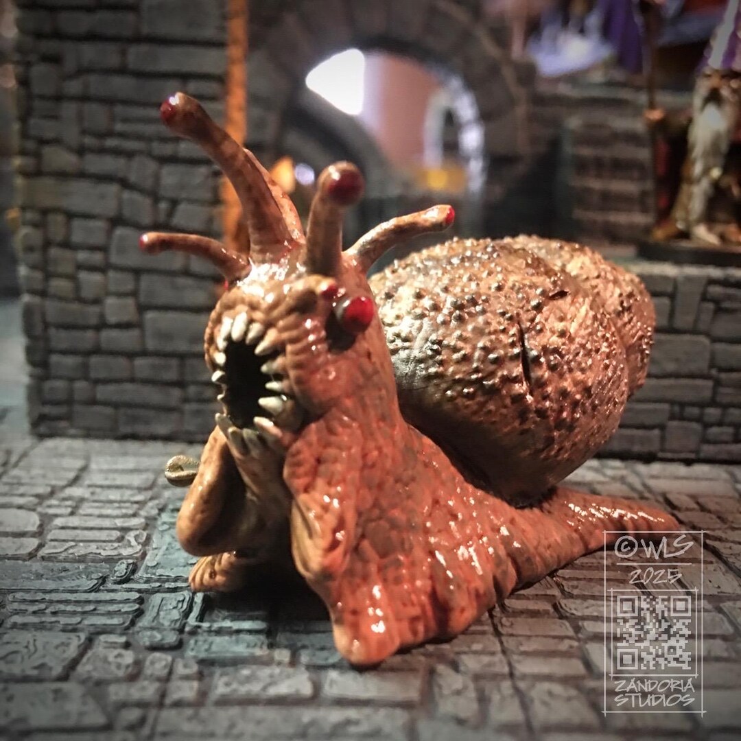 Beholder Snail Miniature: 28mm Resin Tabletop RPG - Etsy
