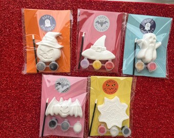 Halloween crafts for kids,trick or treat, halloween magnet,Halloween party bags, Halloween gift for kids, paint your own Halloween craft kit
