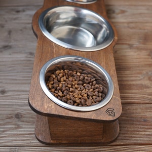 food and water raised bowl stand for cats and small dogs