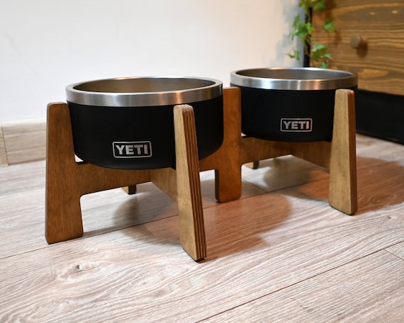 YETI Dog Bowl Stand & Personalized YETI Boomer Dog Bowl (Optional