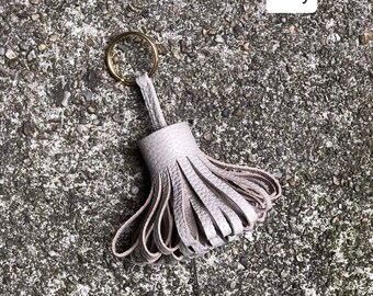Ciondolo portachiavi con charms per borsa, colore argento - Donna