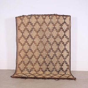 Beautiful Moroccan Tuareg Mat ( 180 x 258 cm ) African Tribal Mat, Nomadic Mat, Handmade Tuareg Rug, Free Shipping
