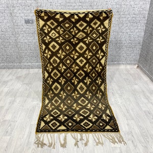 Unique and Beautiful Taznakht Rug, Berber Rug, Soft Wool, Home rug, Free shipping rug ( 104 x 205 CM )