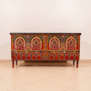 Lovely Moroccan cabinet, Vintage Berber cabinet, Woden Boxe, Home Furniture, Moroccan Berber Chest, Free Shipping, image 5