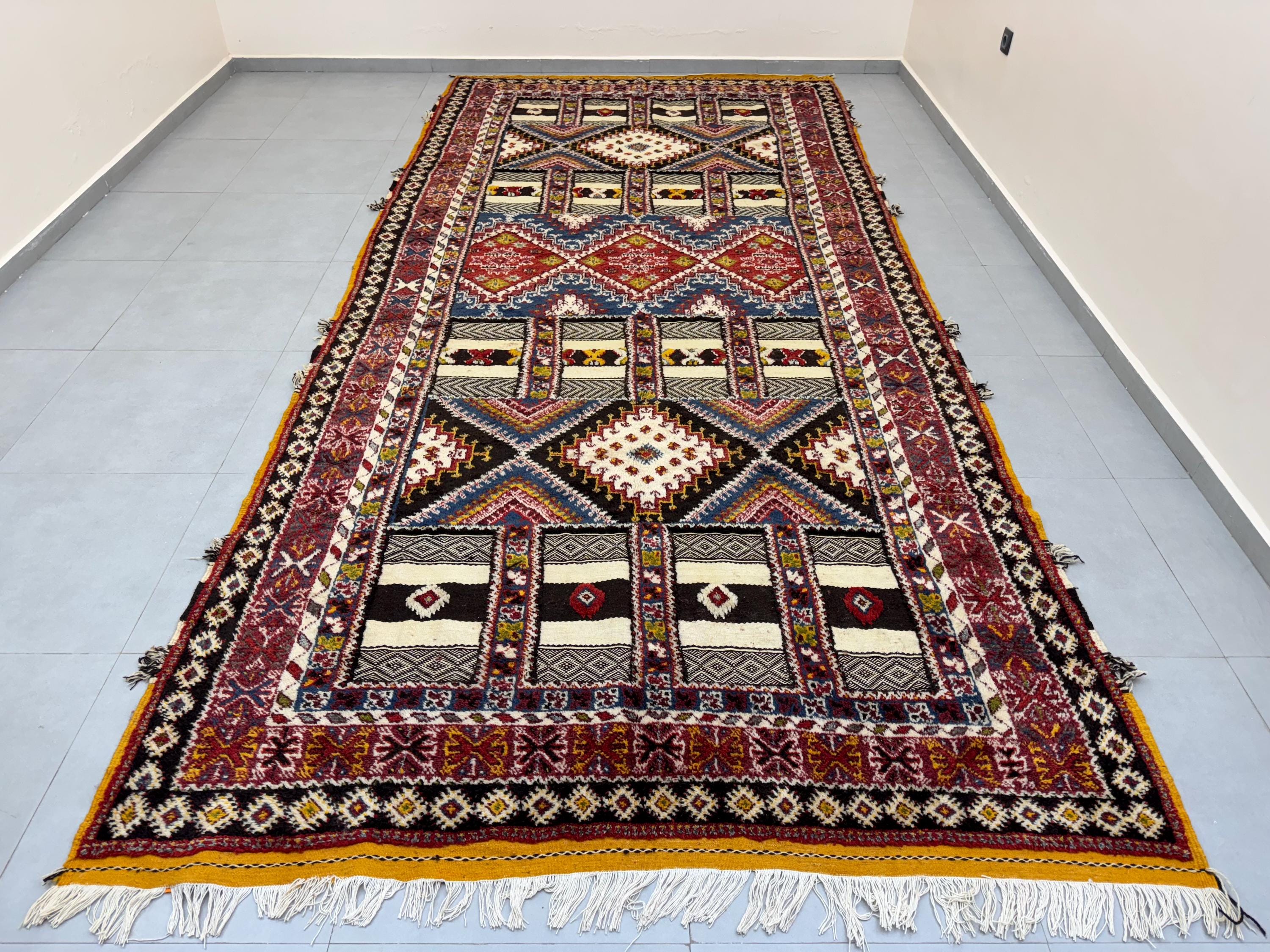 【新品/一点物】モロッコのベルベルラグ 108×53　No. 1 新品/一点物】モロッコのベルベルラグ 108×53 No. 1 楽天市場