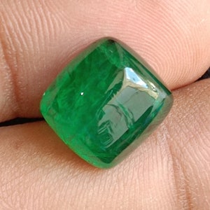 Natural Emerald Cabochon, Natural Emerald, Emerald, Genuine Emerald, Emerald Cut Cabochon, Emerald Sugarloaf, Emerald Cabochon.Cabochon