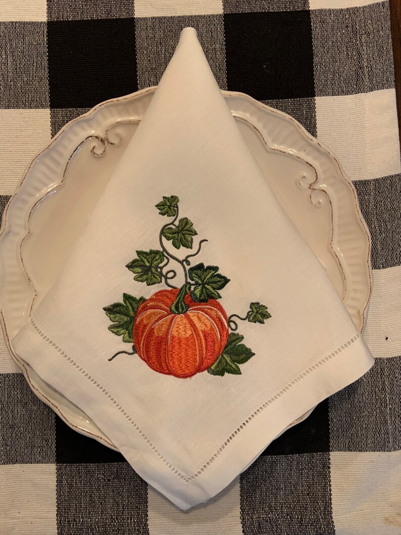 Embroidered Linen Dinner Napkins, Pumpkin Napkins, Autumn Napkins, Thanksgiving Napkins, Fall Napkins, Cottagecore Napkins, Set of Napkins image 1