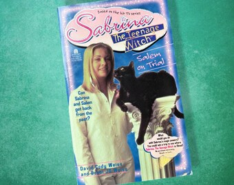 Sabrina The Teenage Witch #8: Salem On Trial, 90s Paperback