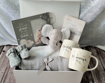 Unisex New Baby Gift Basket | Gender Neutral Baby Gift Set | Baby Shower Gift | New Parent Gift Box | Maternity Leave Gift Box