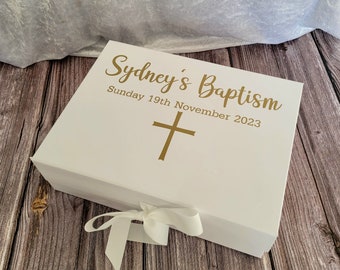 Personalised Baby Baptism Box , Christening Keepsake Box, Baby Baptism Gift Box, White and Gold Baptism Gift Box, Custom Christening Gift