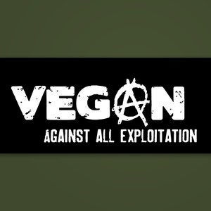 Adesivo vegano contro ogni sfruttamento, vegano, antispecista, stop allo sfruttamento degli animali, la pelliccia appartiene agli animali, anarco-vegano, ALF, punk