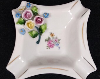 Vintage antique porcelain ashtray floral design gold trimmed
