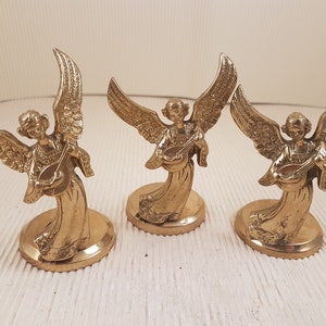 Vintage little singing children angels  figurine Japan