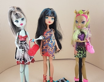 Original Monster high dolls dressed with accessories collectible B&W Frankie Stein /Cleo de Nile /Clawvenus,choose one doll