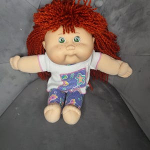 Erstausgabe Cabbage Patch Kindpuppe rote Haare grüne Augen