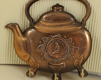 Vintage Brass Kettle Wall Hook: Kitchen Decor