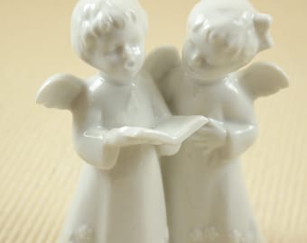 Vintage little singing children angels  figurine