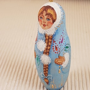 Vintage Russian lacquerware hand-painted wooden Matryoshka hanging decor mini
