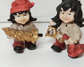 Vintage pair of gnomes figurines Christmas time