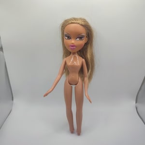 Original bratz doll Yasmin dressed mga