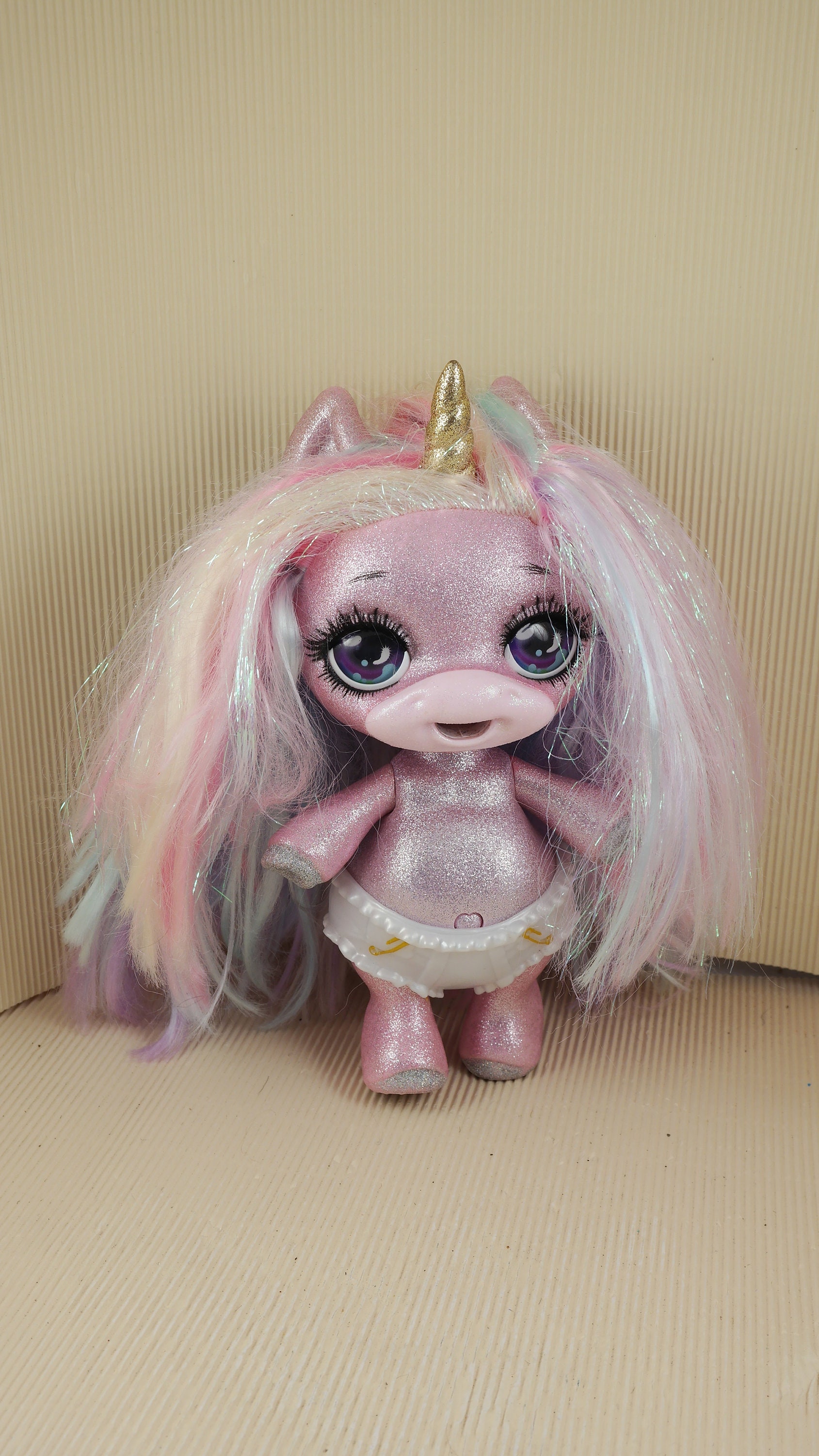 Poopsie UNICORN Dolls WIth Makeup And Scents 