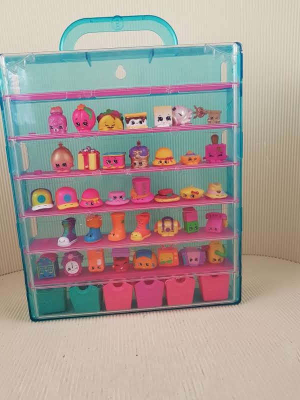 Vintage Shopkins Collectors Case With Toys 