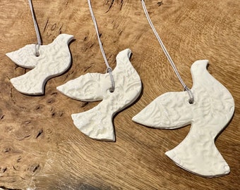 Porcelain white doves, peace doves, wedding decorations, wedding favours, pottery / china doves, turtle doves, olive branch. All Handmade.