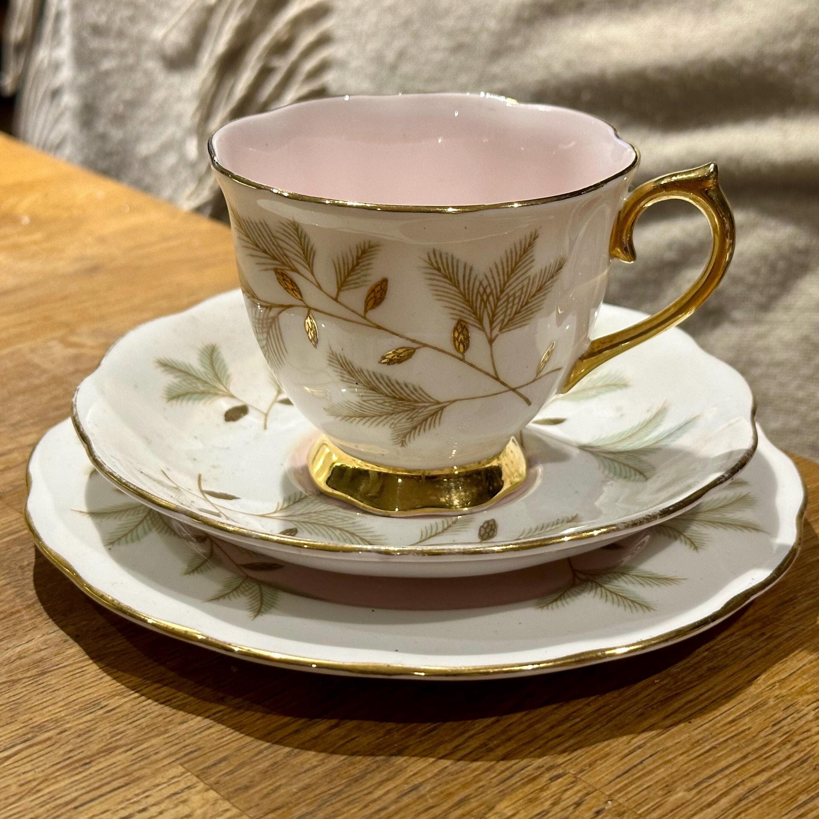 Royal Set Albert ロイヤルアルバート社のアンティーク食器 