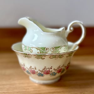 TUSCAN Vintage l Milk Jug / Creamer & Sugar Bowl  l Bone China