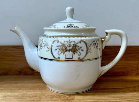 NORITAKE Gold Flower Basket L Vintage Very Large Teapot L Fine