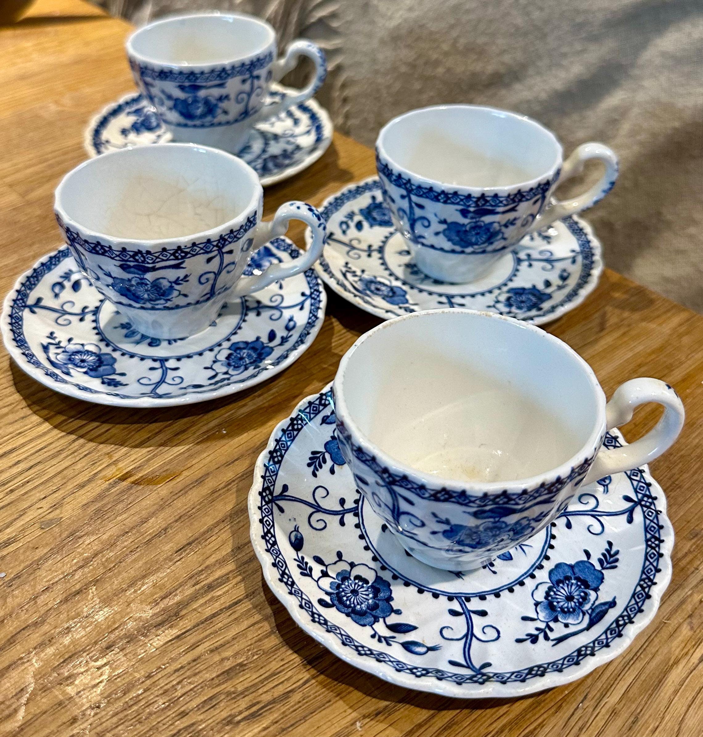 JOHNSON BROTHERS 'indies' Blue and White Transferware L Set of