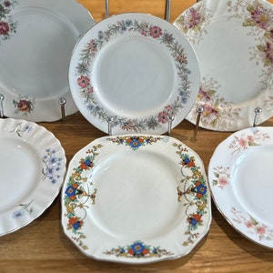 6/10 x PRETTY MISMATCHED VINTAGE Saucers or Tea / Side Plates l Mix & Match l Wedding l Crafting l Tea Party l Wall Display l Choose 6 or 10 image 7