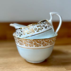 TRENTHAM ROYAL CROWN Vintage l Milk Jug / Creamer & Sugar Bowl l Soft Blue Colour, White and Gilded Floral Detailing l Bone China