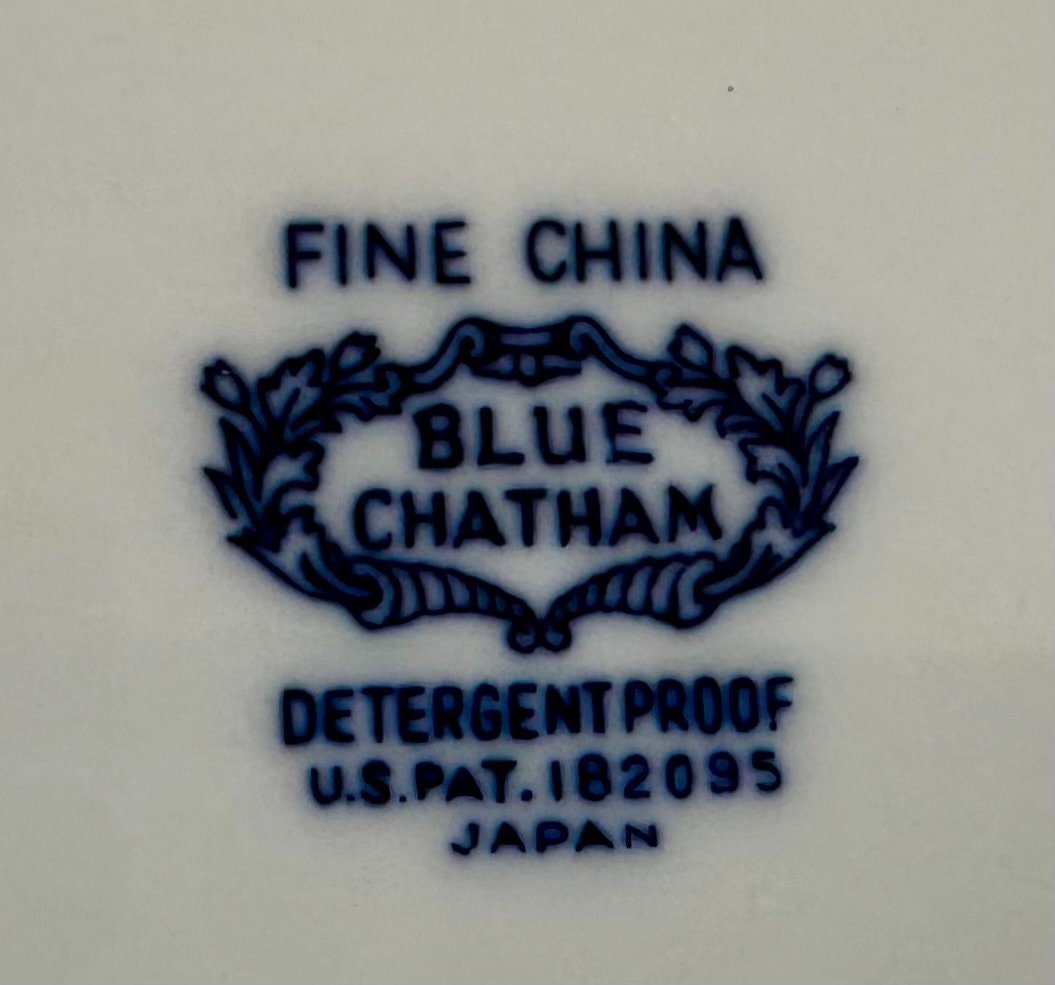 CHATHAM BLUE VINTAGE Blue and White Floral Flower Pattern L Made