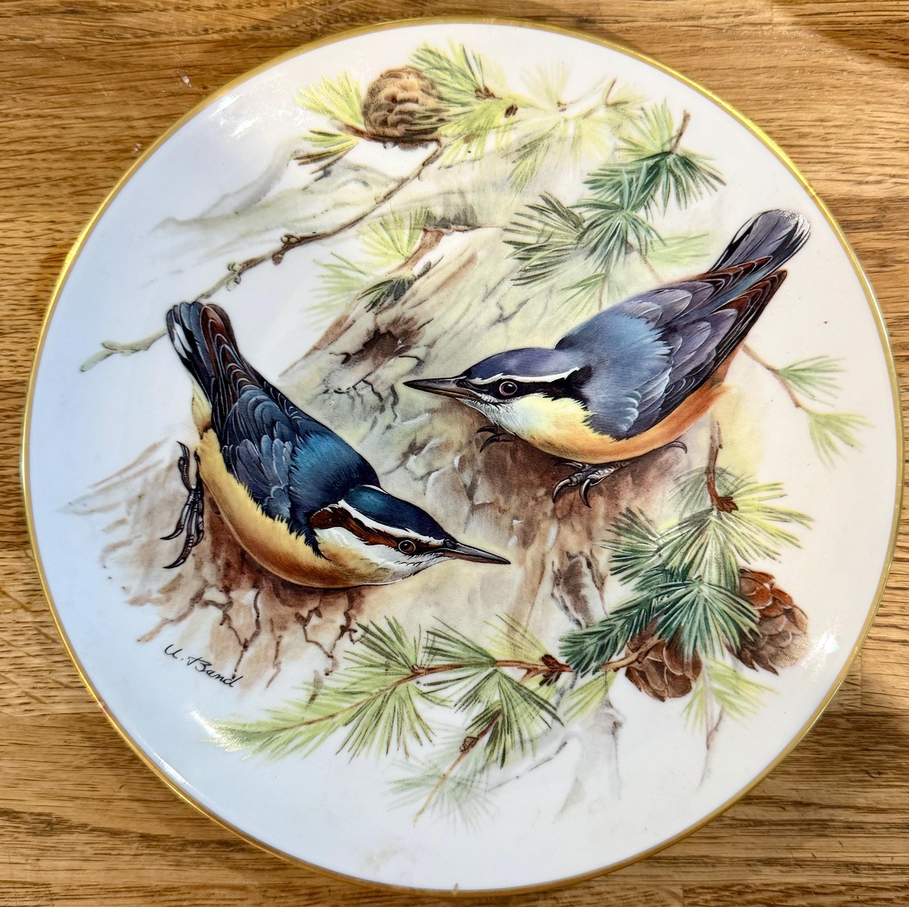 WORLD WILDLIFE Fund WWF Collector's Decorative Bird Plates, Wall