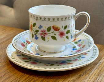 MATCHING VINTAGE TRIO Cup, Saucer and Tea Plate Sets l Wedding l Bridal Shower l Country Cottage Decor l Priced per Trio Set