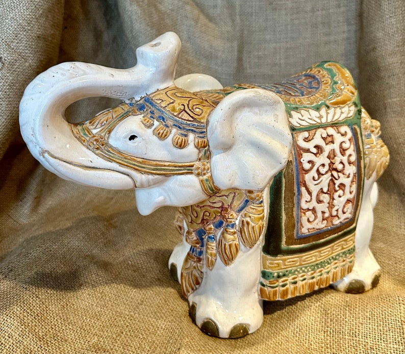 Vintage Indian Elephant Plant Stand Small Ornament Display Sideboard Piece image 1