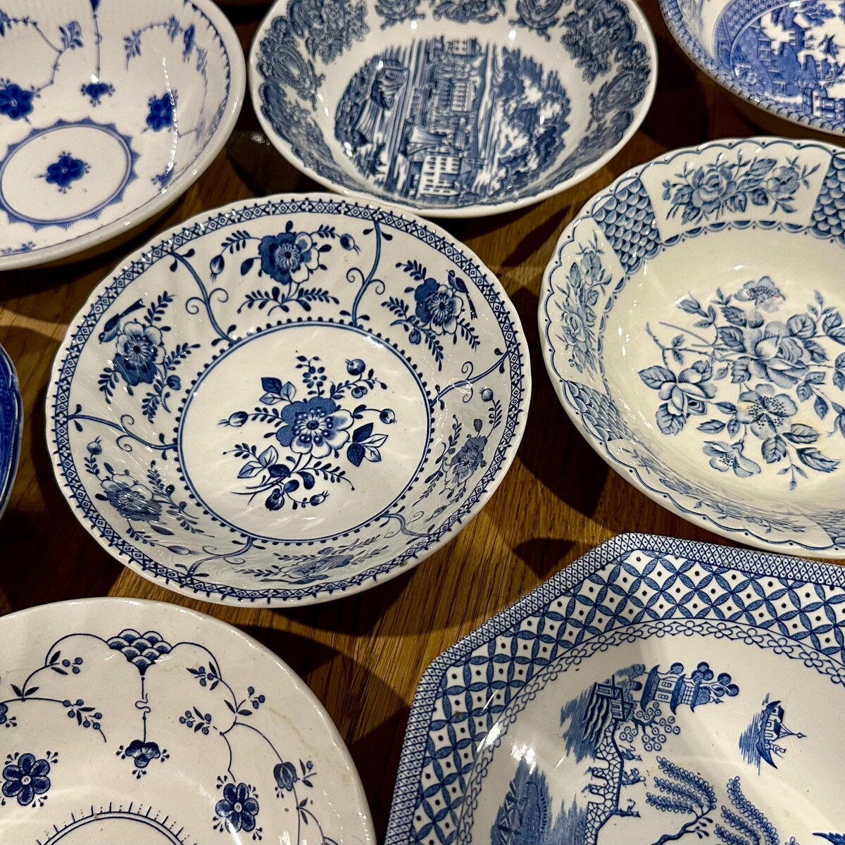 4/6 x BLUE & WHITE MISMATCHED Vintage China Cereal / Pudding / Soup Bowls l Mix and Match l Wedding l Crafting l Trinket Bowls l